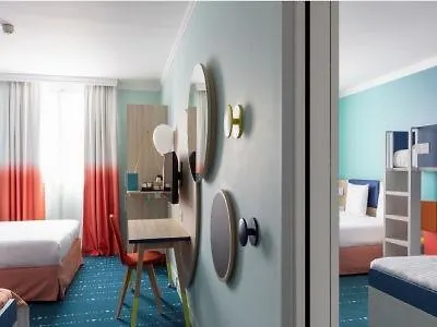 Hotel Magic Circus Marne La Vallee 4*