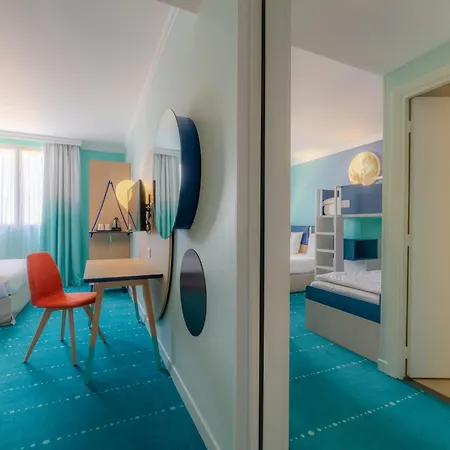 Grand Magic Marne La Vallee Hotel