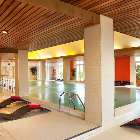 Hotel Magic Circus Marne La Vallee 4*