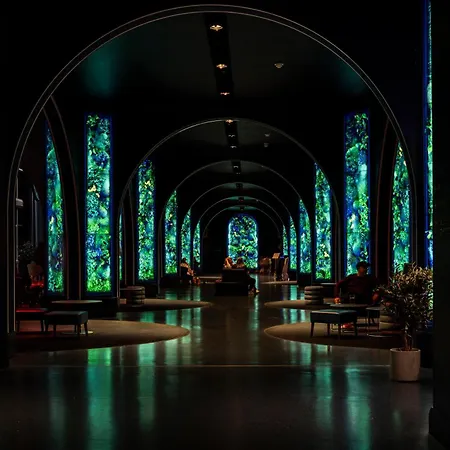 جراند ماجيك مارن لا فالي فندق