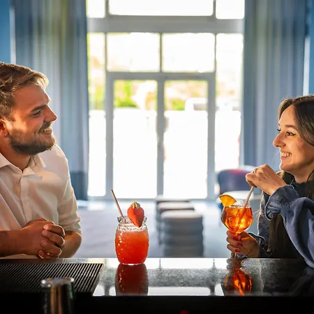 Grand Magic Marne La Vallee Hotel