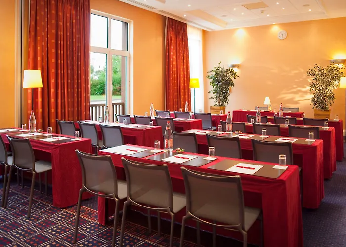 Grand Magic Marne La Vallee Hotel 4*