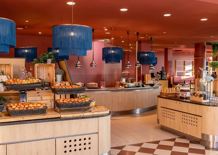 Hotell Grand Magic Marne La Vallee 4*