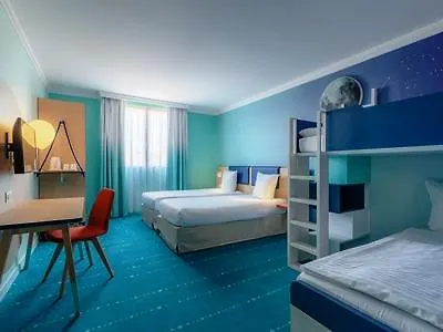 Grand Magic Marne La Vallée Hotel