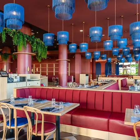 Hotel Grand Magic Marne La Vallée