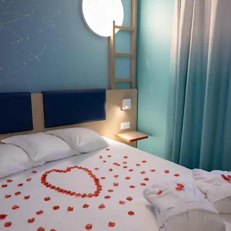Grand Magic Marne La Vallee 4*