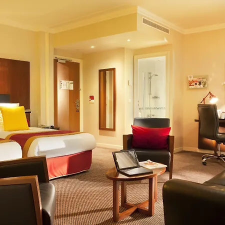 Grand Magic Marne La Vallee Hotel