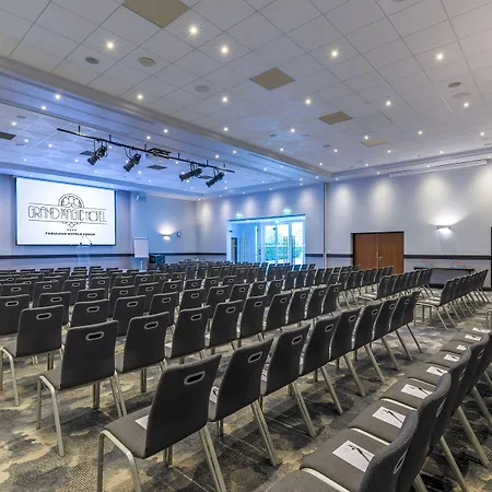 Hotel Grand Magic Marne La Vallee